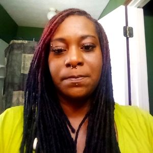 Meet your Posher, Valeria